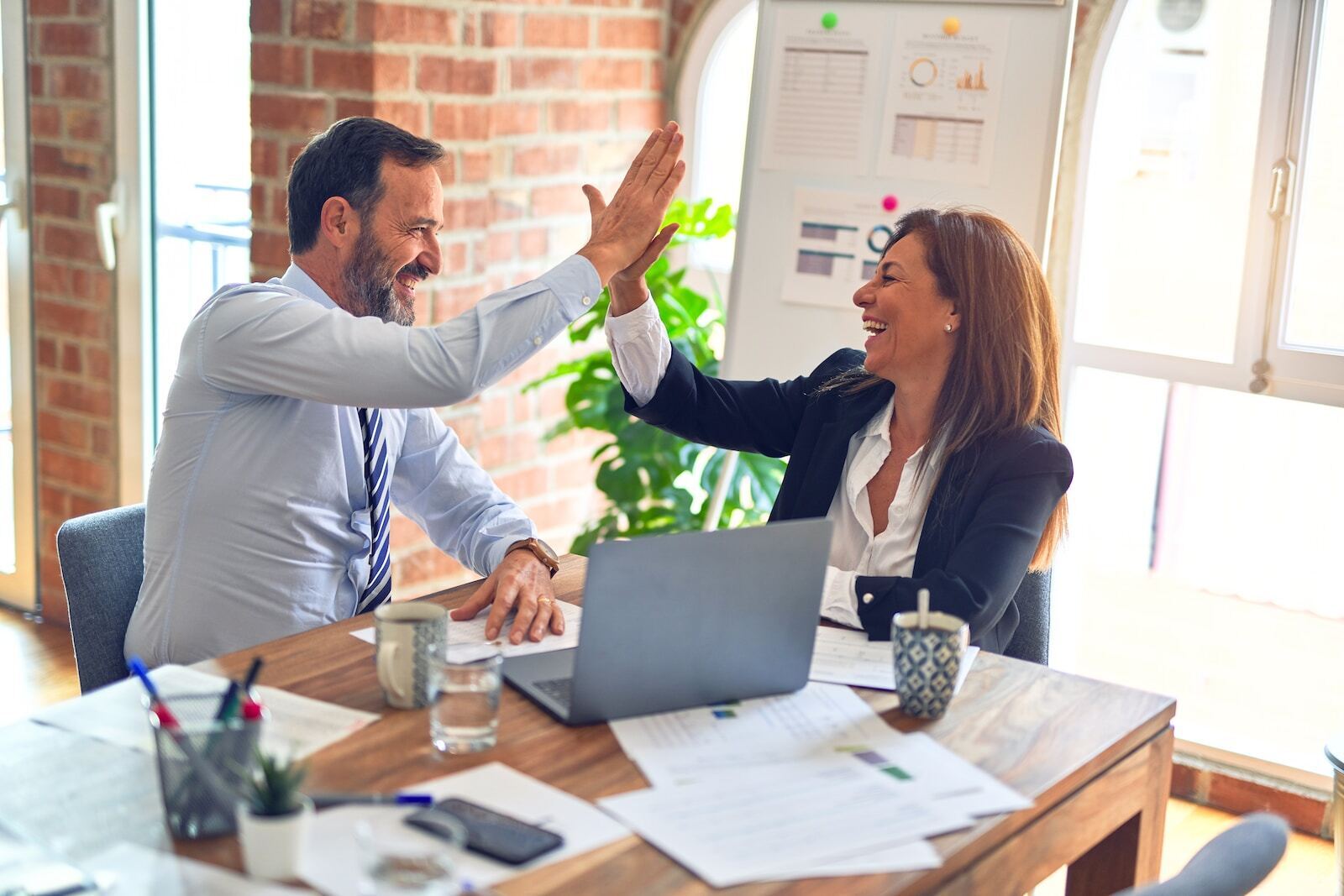 Benefits of Outsourcing Your Payroll in 2024